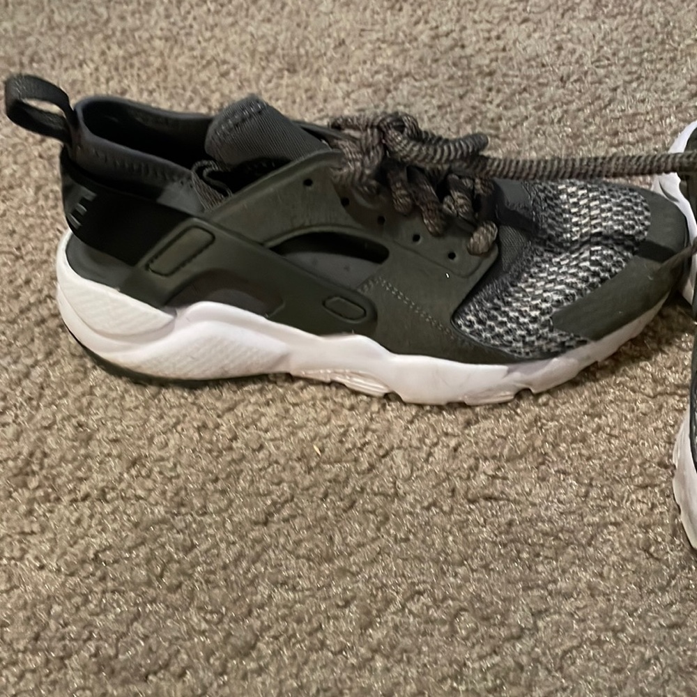 Nike shoes